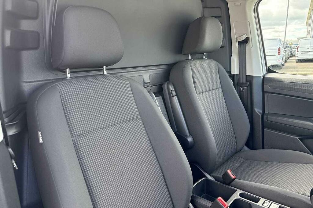 Volkswagen Caddy 2.0 Tdi 102Ps Commerce Van Businesstech Pack White #20
