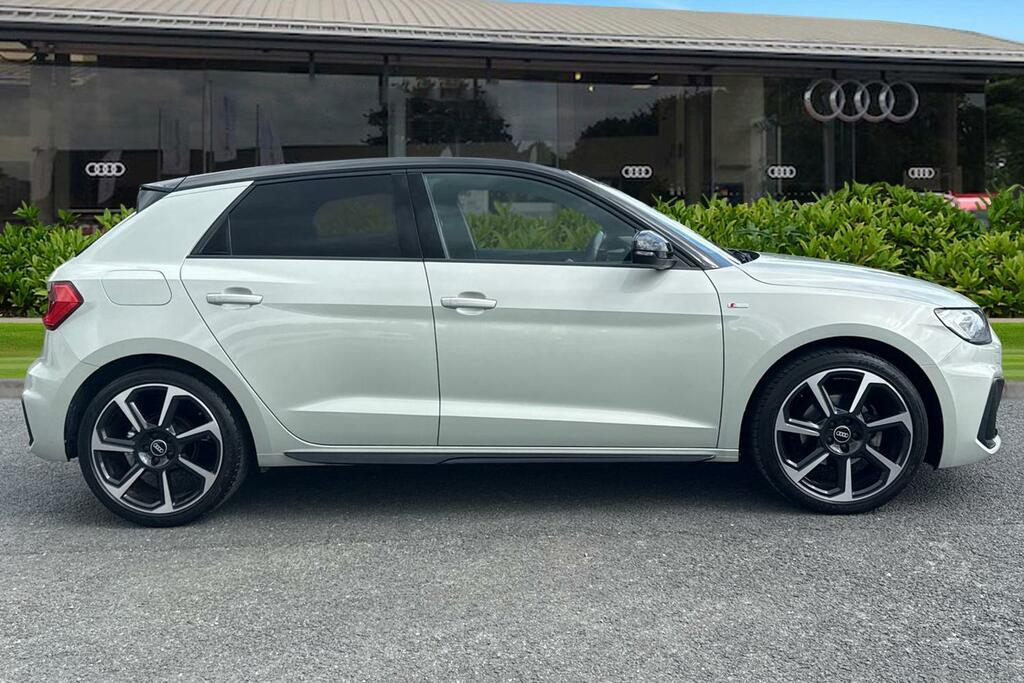 Audi A1 35 Tfsi Black Edition S Tronic Silver #3