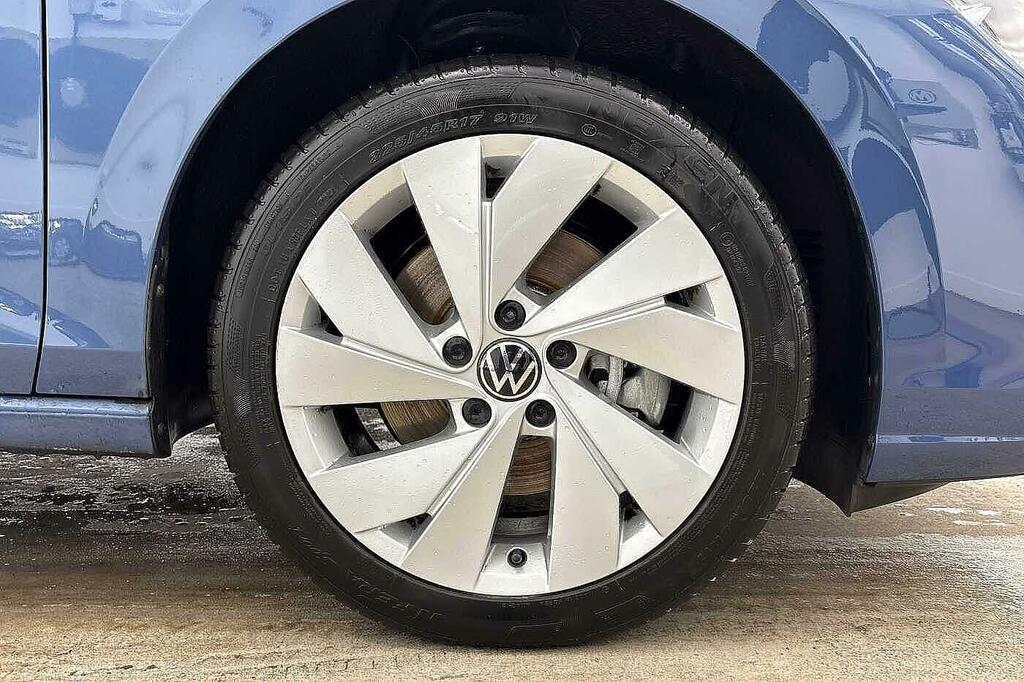 Volkswagen Golf 1.5 Tsi 204 Style Ehybrid Dsg DE75OYH Blue #5