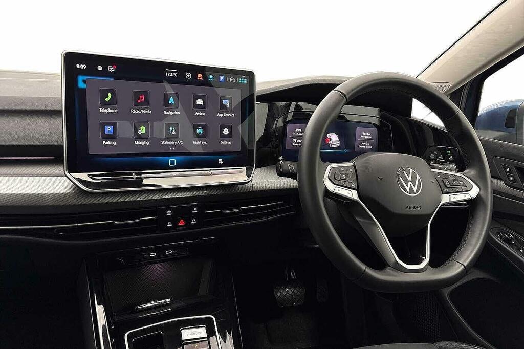 Volkswagen Golf 1.5 Tsi 204 Style Ehybrid Dsg DE75OYH Blue #2