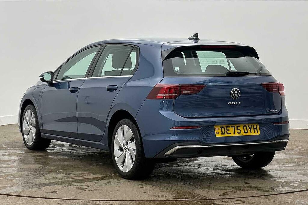 Volkswagen Golf 1.5 Tsi 204 Style Ehybrid Dsg DE75OYH Blue #3