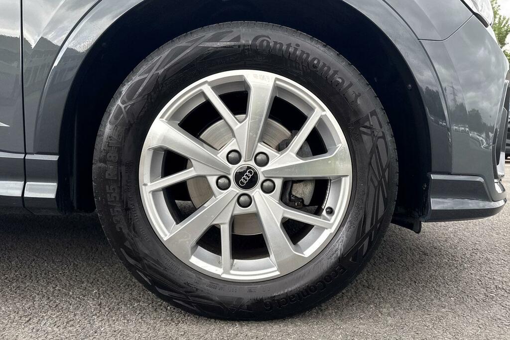 Audi Q3 35 Tfsi Sport S Tronic Grey #6