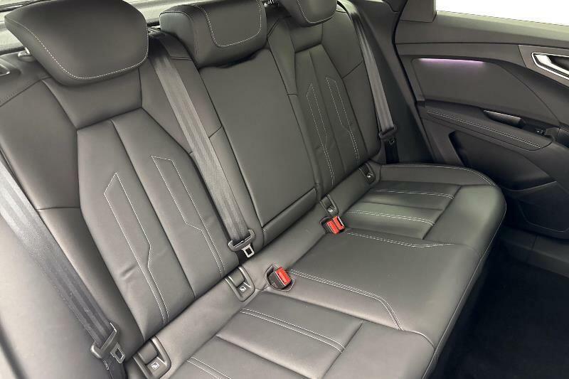 Audi Q4 E Tron Q4 Black Edition 35 E-tron 125,00 Kw Black #9