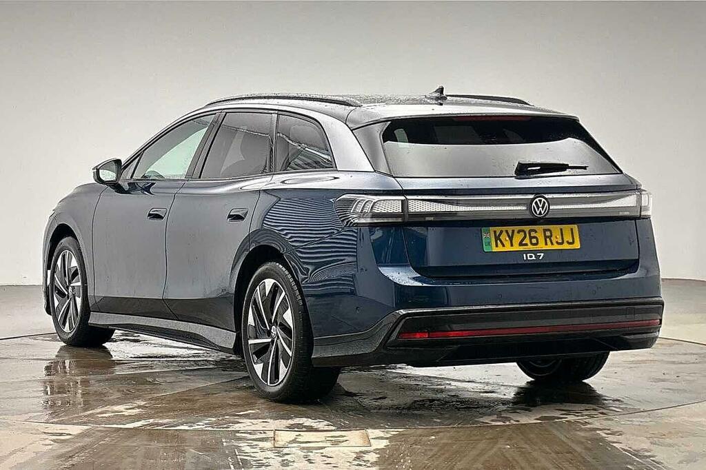 Volkswagen ID.7 Pro 77Kwh Match Plus Tourer Silver #3