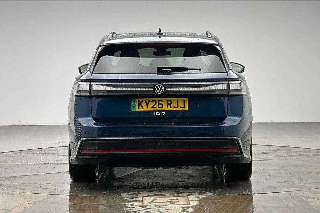 Volkswagen ID.7 Pro 77Kwh Match Plus Tourer Silver #8