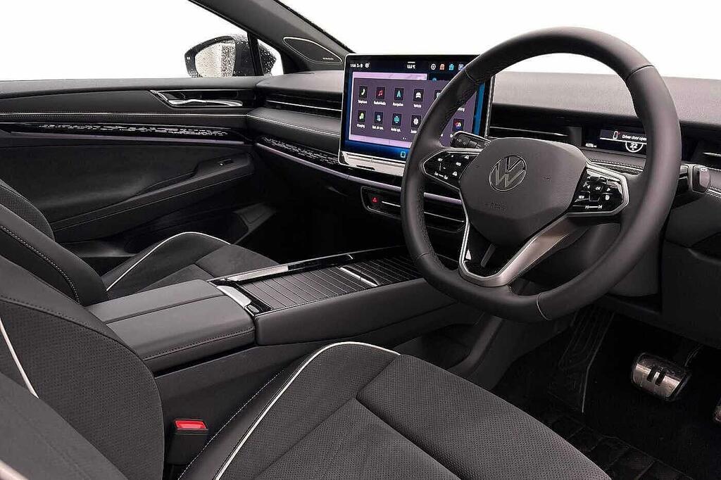 Volkswagen ID.7 Pro 77Kwh Match Plus Tourer Silver #6