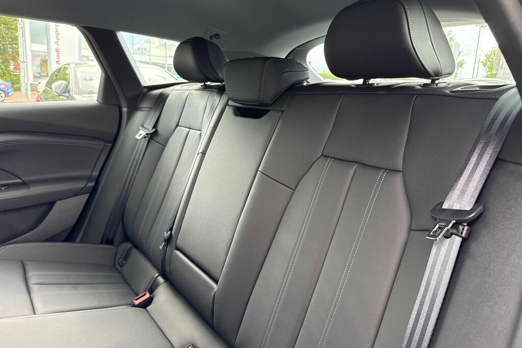 Audi A6 E-tron Avant 100Kwh S Line Quattro 5-Door Black #18