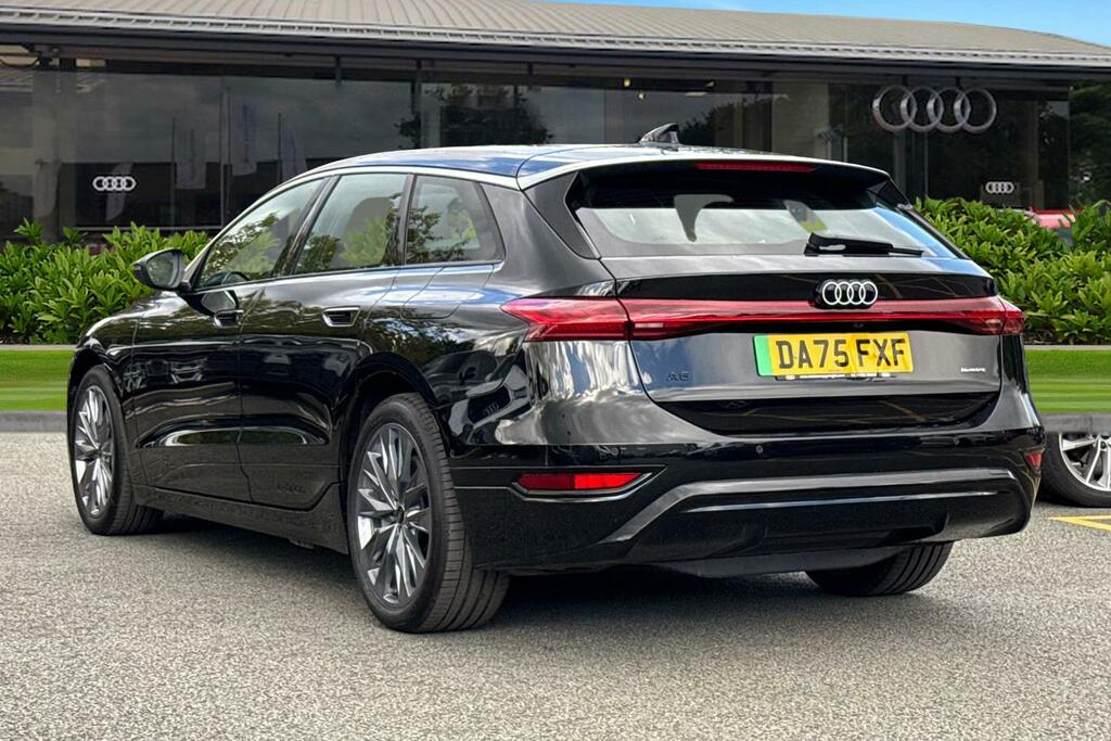 Audi A6 E-tron Avant 100Kwh S Line Quattro 5-Door Black #2