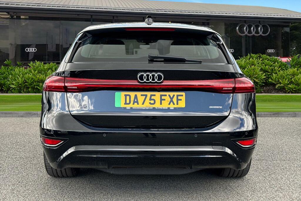 Audi A6 E-tron Avant 100Kwh S Line Quattro 5-Door Black #4