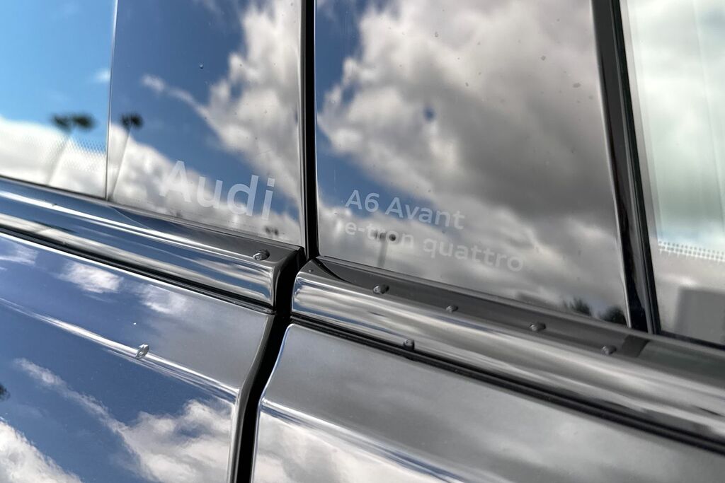 Audi A6 E-tron Avant 100Kwh S Line Quattro 5-Door Black #43