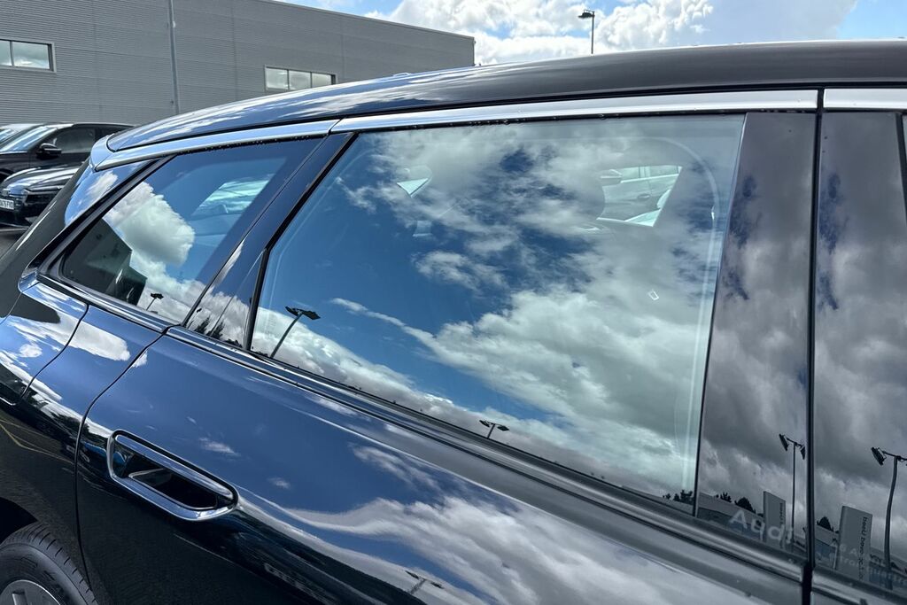 Audi A6 E-tron Avant 100Kwh S Line Quattro 5-Door Black #42