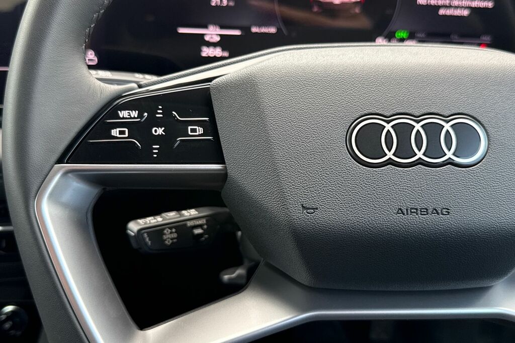 Audi A6 E-tron Avant 100Kwh S Line Quattro 5-Door Black #25