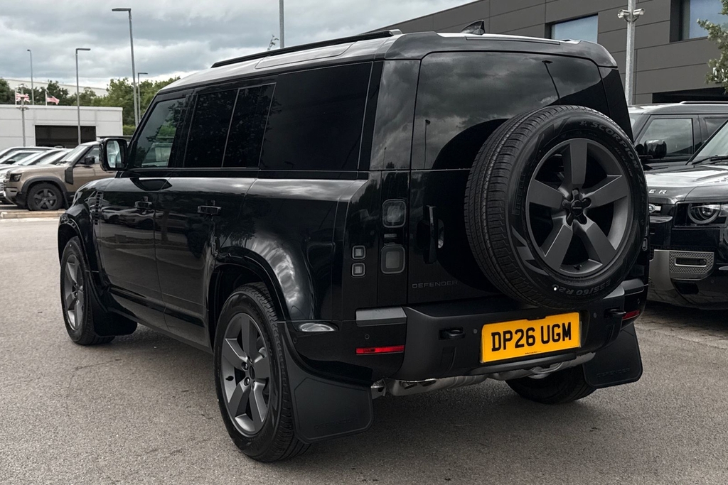 Land Rover Defender 110 3.0 D250 Hard Top X-dynamic Hse Black #5