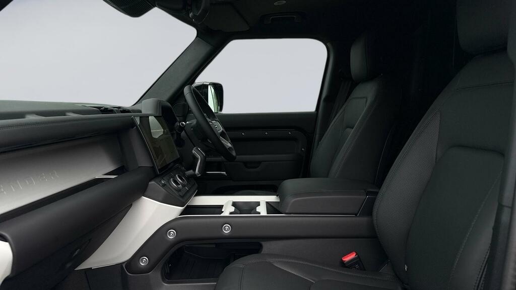 Land Rover Defender 3.0 D250 Hard Top X-dynamic Hse Black #3