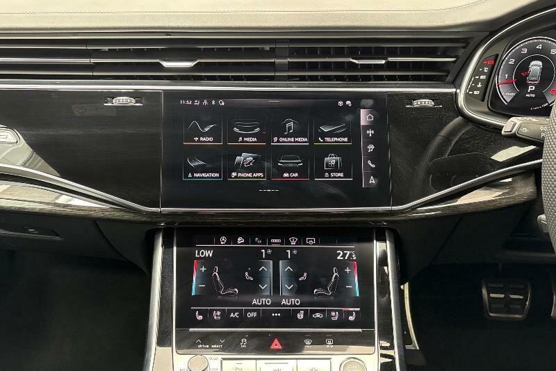 Audi Q8 55 Tfsi Quattro Black Ed Tiptronic Tech Pro Black #12