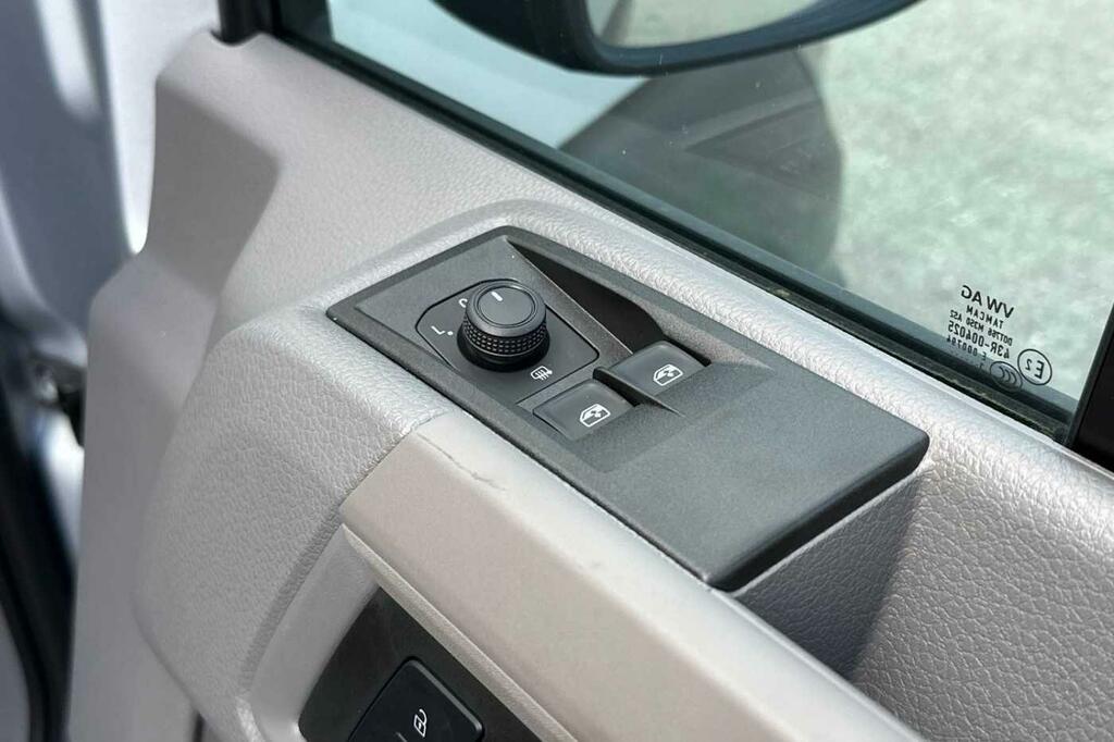 Volkswagen Grand California 2.0 Tdi 600 Tip 3.5T 4 Berth Layout-great Grey #59