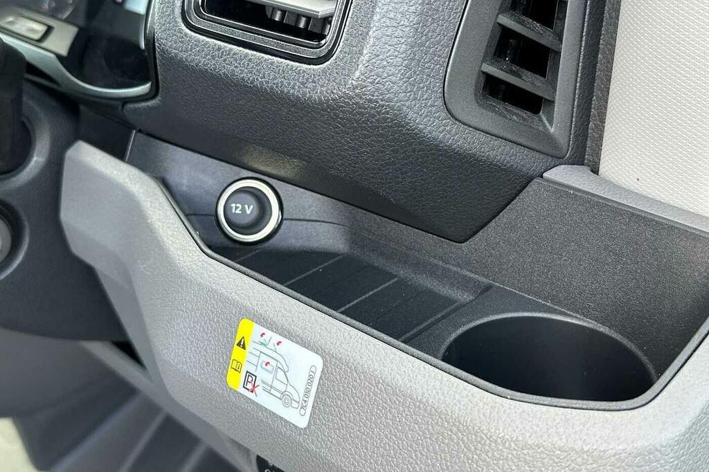 Volkswagen Grand California 2.0 Tdi 600 Tip 3.5T 4 Berth Layout-great Grey #34
