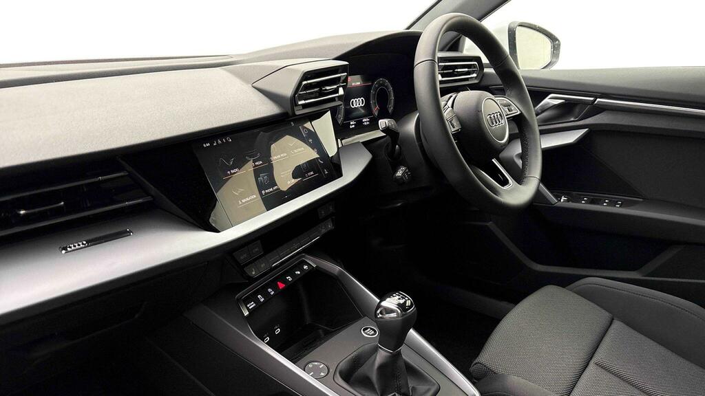 Audi A3 1.5 Tfsi 150 Sport White #2