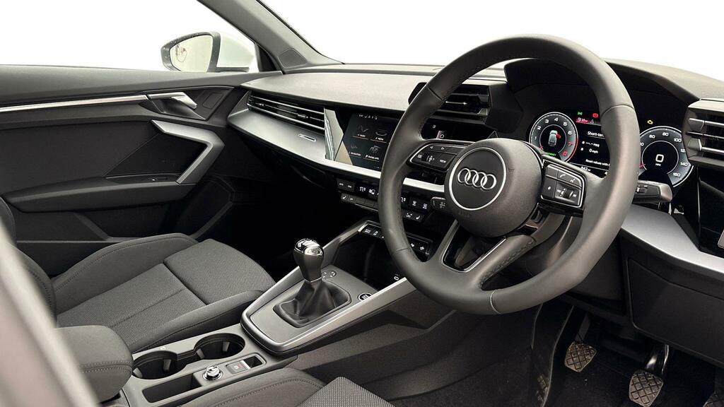 Audi A3 1.5 Tfsi 150 Sport White #6