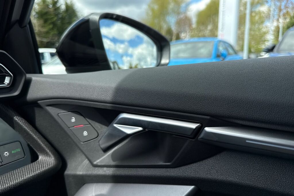 Audi A3 35 Tfsi S Line S Tronic Black #20