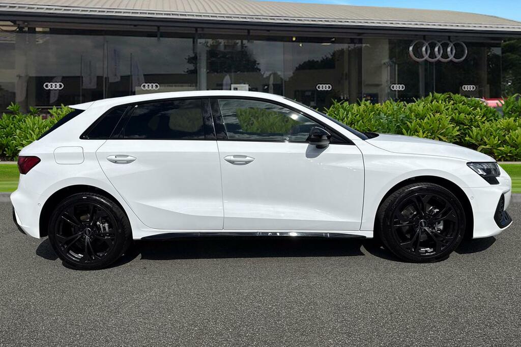 Audi A3 Black Edition 40 Tfsi E 204 Ps S Tronic White #3