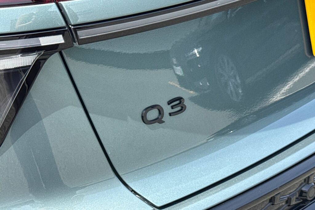 Audi Q3 1.5 Tfsi S Line S Tronic Soundvision Pack Black #42