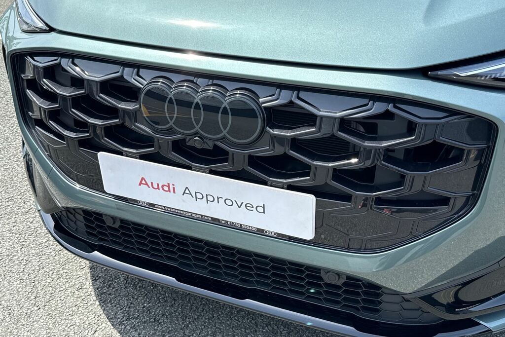 Audi Q3 1.5 Tfsi S Line S Tronic Soundvision Pack Black #44