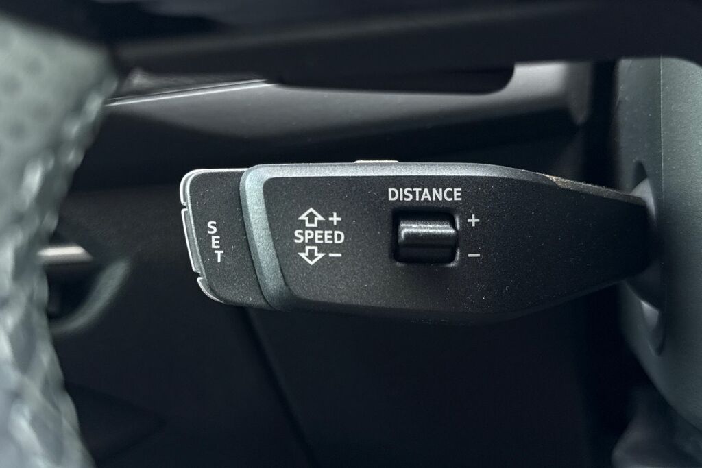 Audi Q3 1.5 Tfsi S Line S Tronic Soundvision Pack Black #47