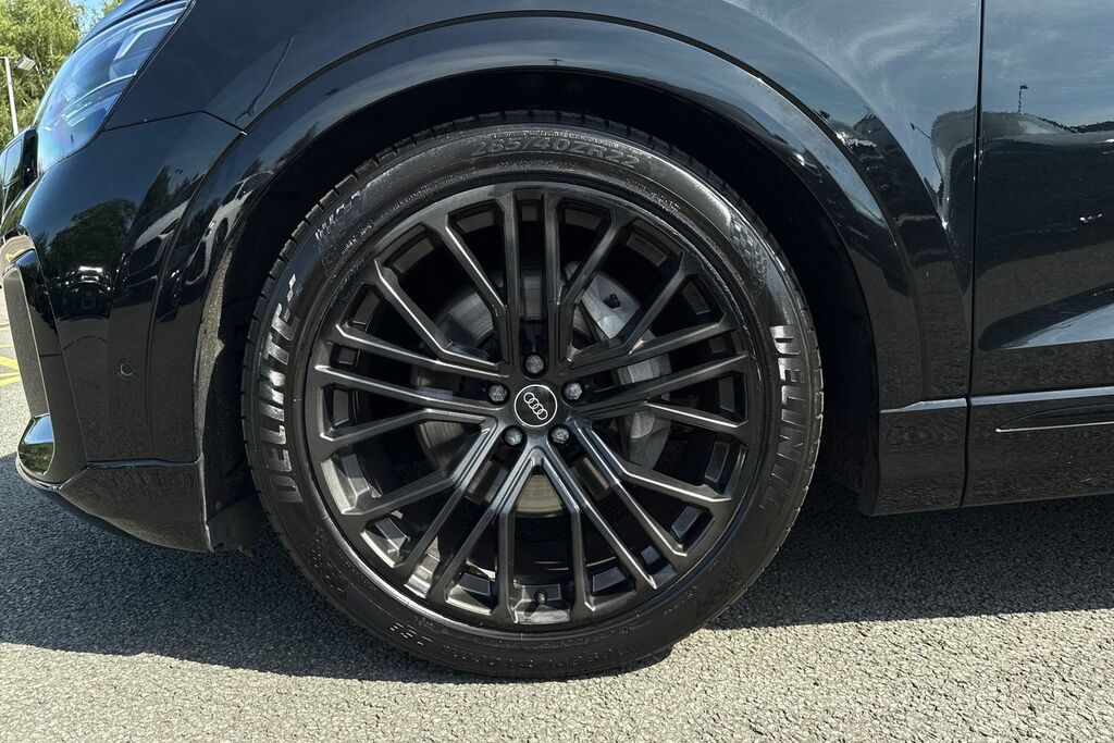 Audi Q8 Sportback Black Edition 55 E-tron Quattro 30000 Kw Black #12