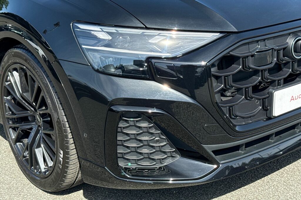 Audi Q8 Sportback Black Edition 55 E-tron Quattro 30000 Kw Black #8