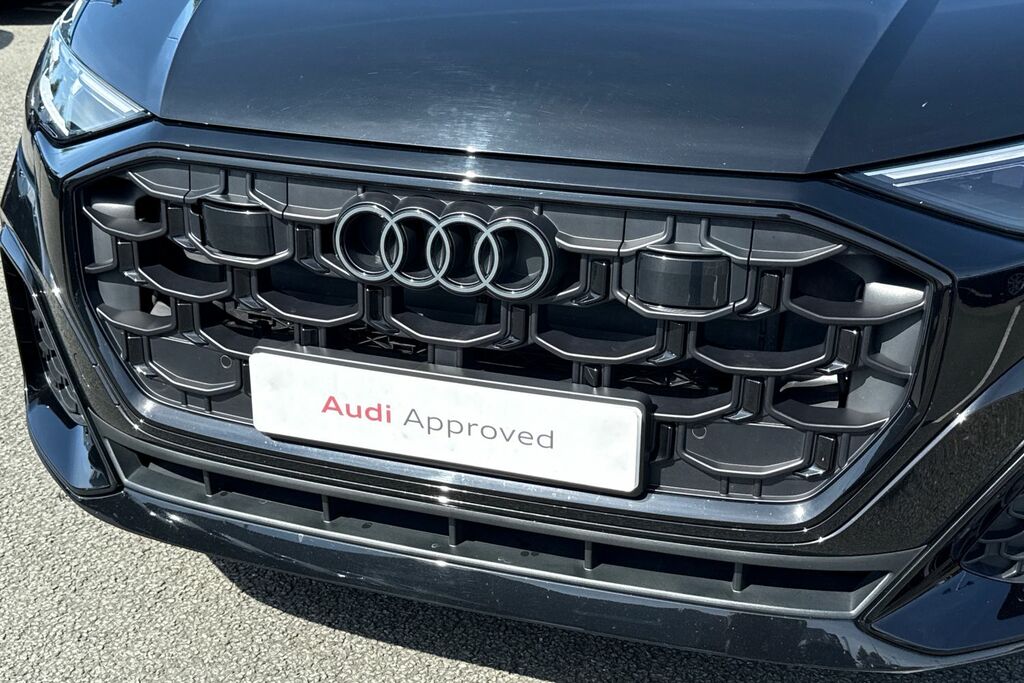 Audi Q8 Sportback Black Edition 55 E-tron Quattro 30000 Kw Black #41