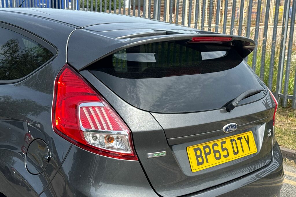 Ford Fiesta 1.0 Zetec 99 Bhp Black #7