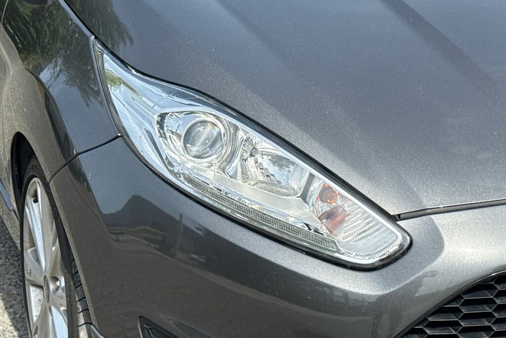 Ford Fiesta 1.0 Zetec 99 Bhp Black #36