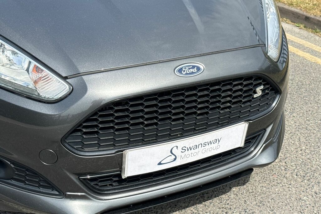 Ford Fiesta 1.0 Zetec 99 Bhp Black #37