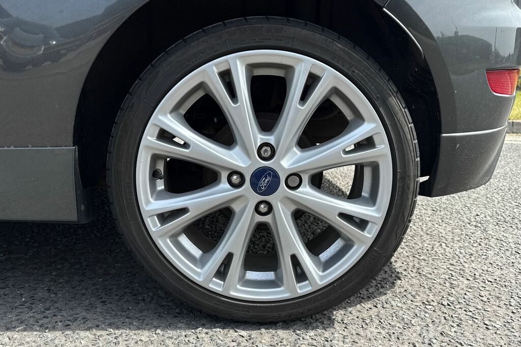 Ford Fiesta 1.0 Zetec 99 Bhp Black #11