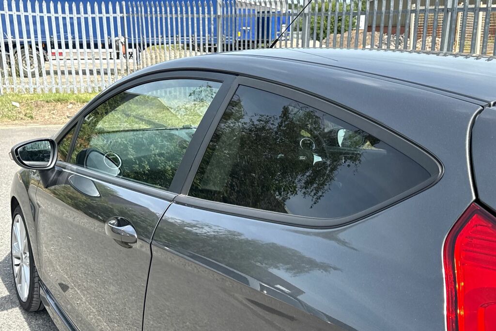 Ford Fiesta 1.0 Zetec 99 Bhp Black #24