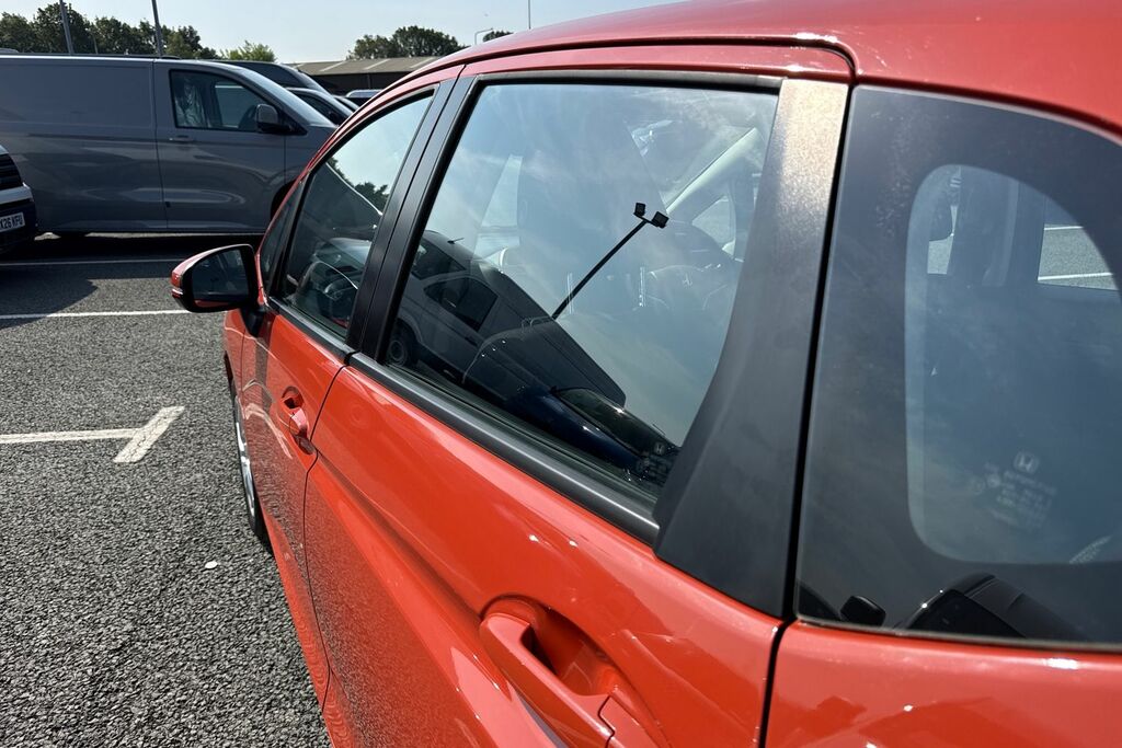 Honda Jazz 1.3L I-vtec Se Silver #30