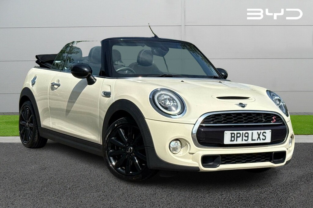 Mini Convertible 2.0 Cooper S II White
