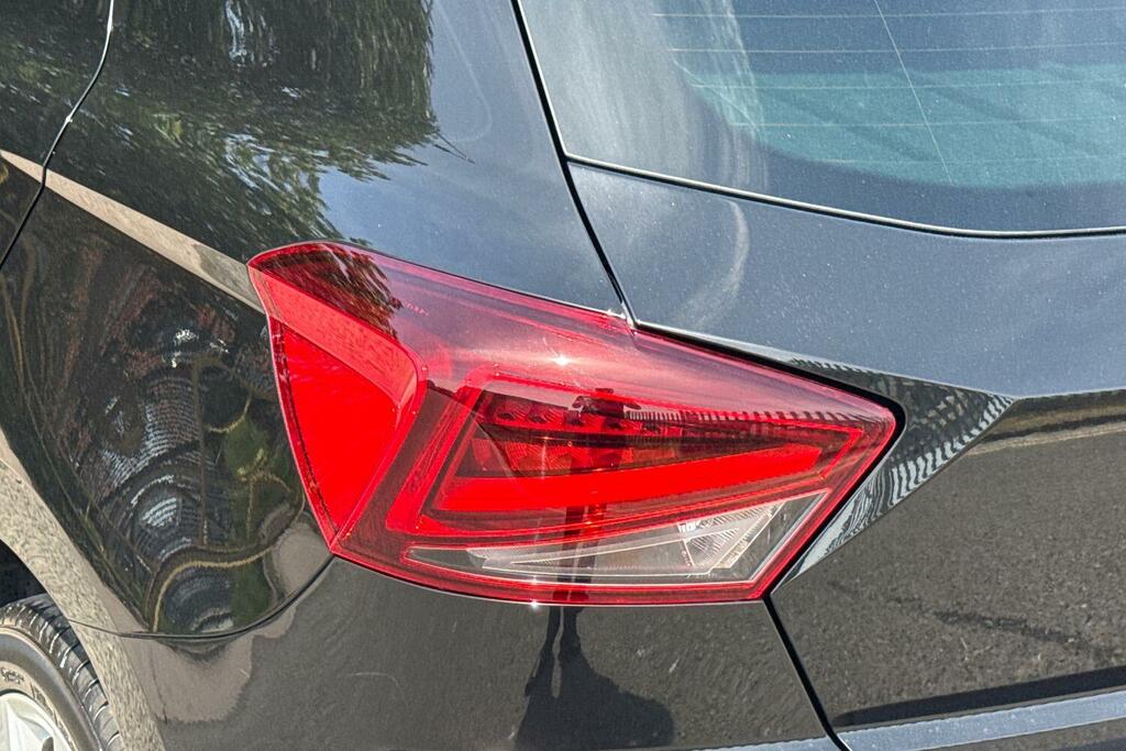 Seat Ibiza 1.0 Tsi 110 Fr Red #26