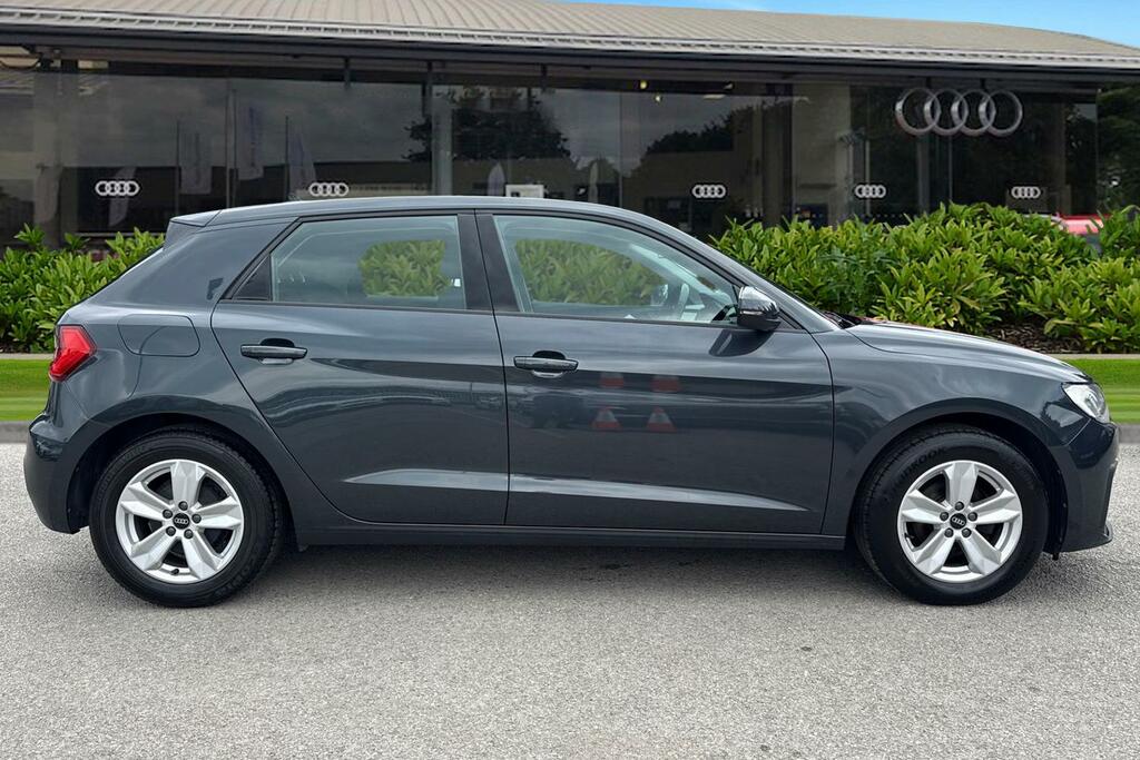 Audi A1 Sport 25 Tfsi 95 Ps S Tronic White #3