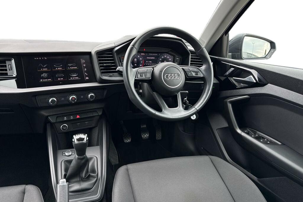 Audi A1 Sport 25 Tfsi 95 Ps S Tronic White #17