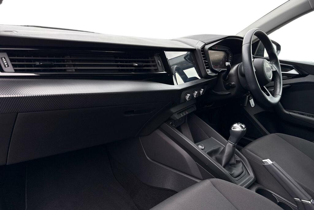 Audi A1 Sport 25 Tfsi 95 Ps S Tronic White #14