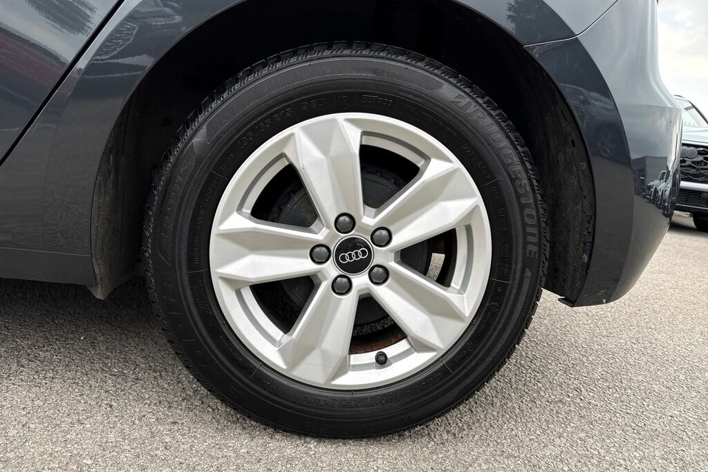 Audi A1 Sport 25 Tfsi 95 Ps S Tronic White #12