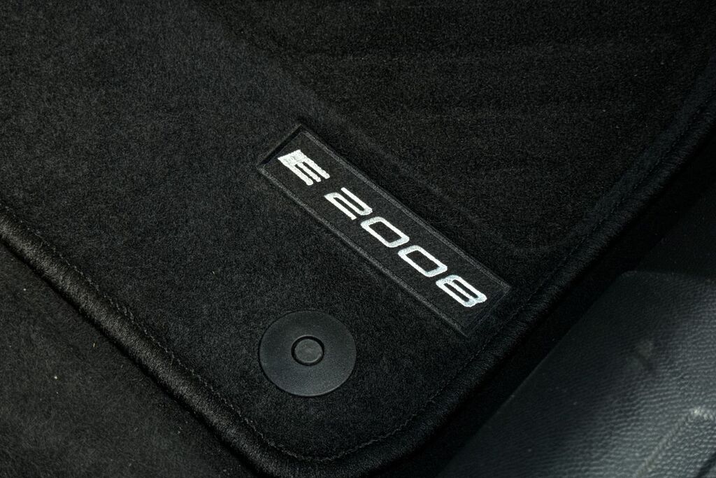 Peugeot e-2008 Peugeot 2008 Gt Grey #30