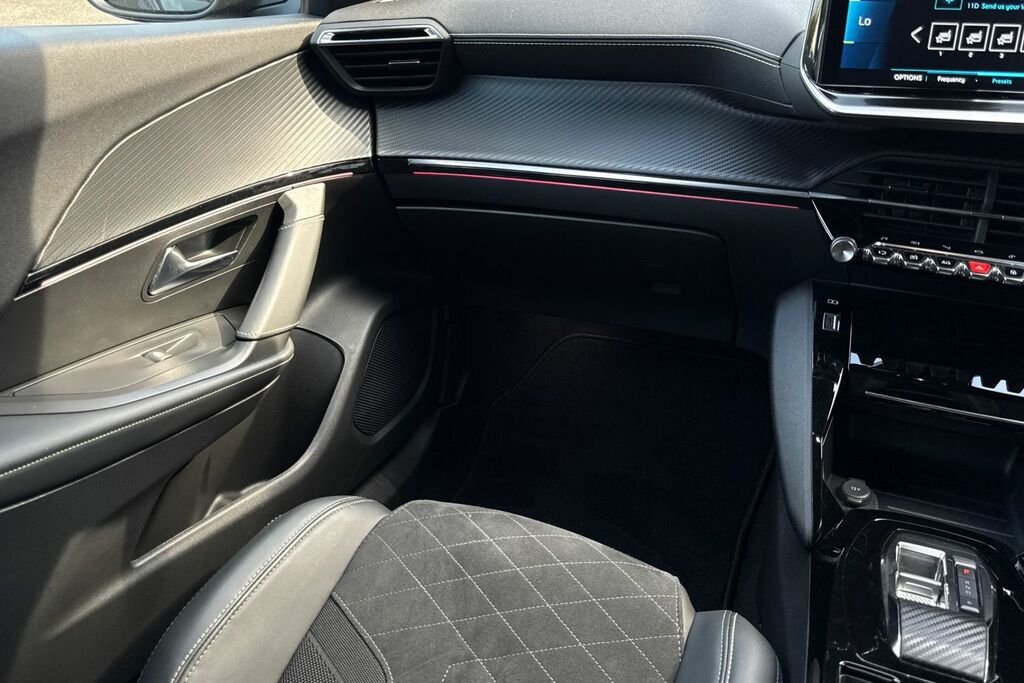 Peugeot e-2008 Peugeot 2008 Gt Grey #19