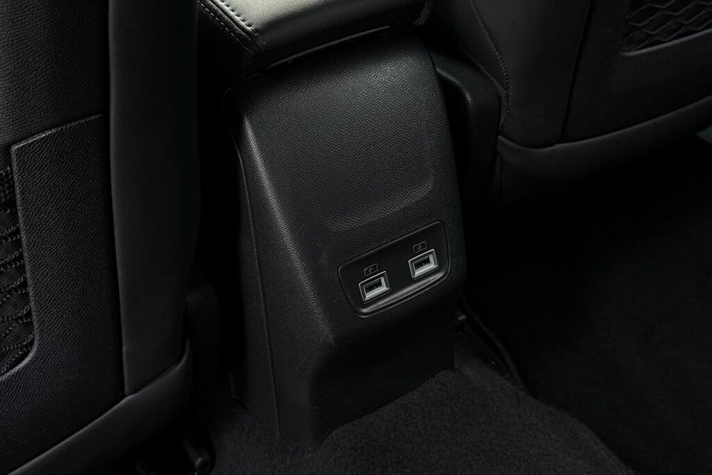 Peugeot e-2008 Peugeot 2008 Gt Grey #36