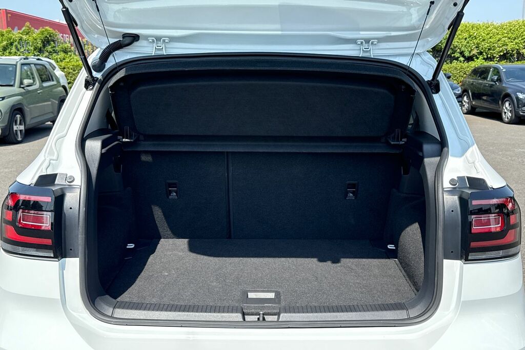 Volkswagen T-Cross 1.0 Tsi Black Edition White #6