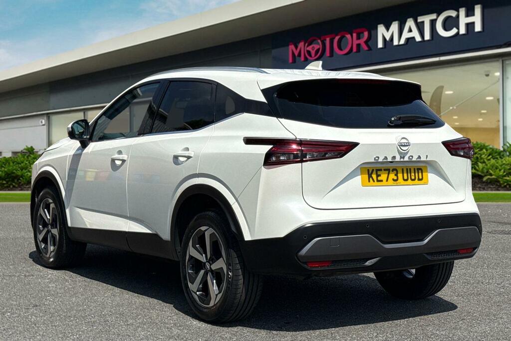 Nissan Qashqai 1.3 Dig-t Mhev N-connecta Xtron Euro 6 Ss White #2
