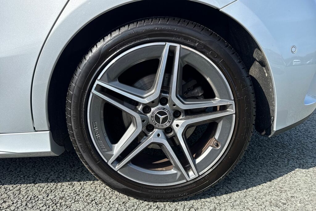 Mercedes-Benz A Class Amg A 35 4Matic Premium Plus White #10