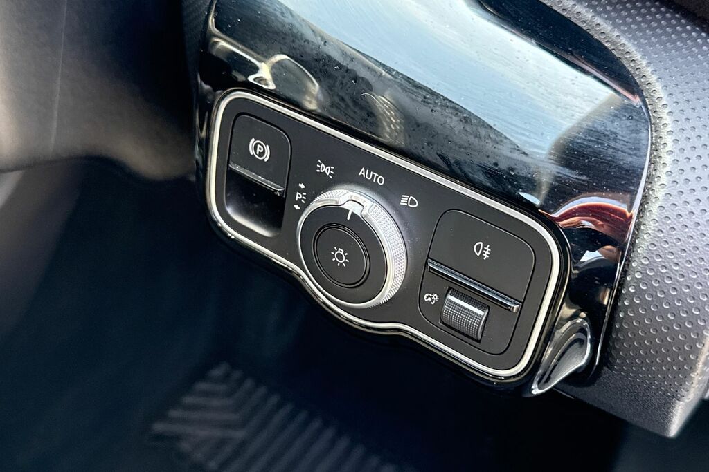 Mercedes-Benz A Class Amg A 35 4Matic Premium Plus White #34